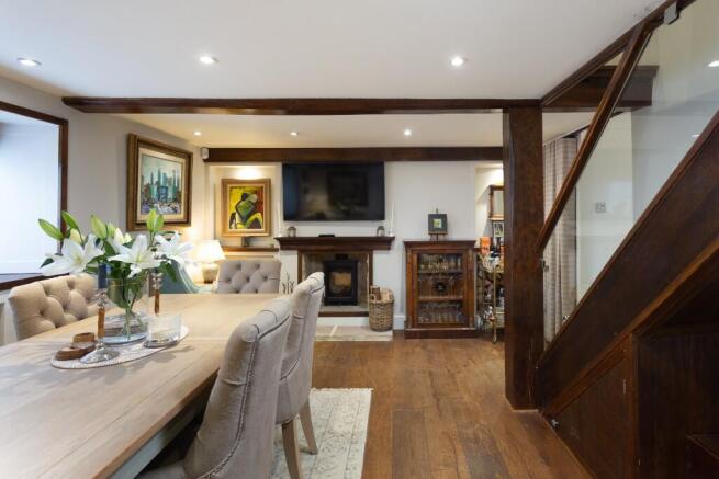 5 bed Detached to rent Image 9