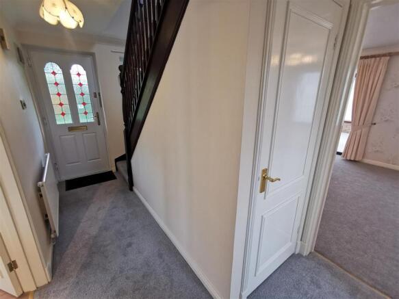 40 Mounton Drive, Reception Hall.jpg