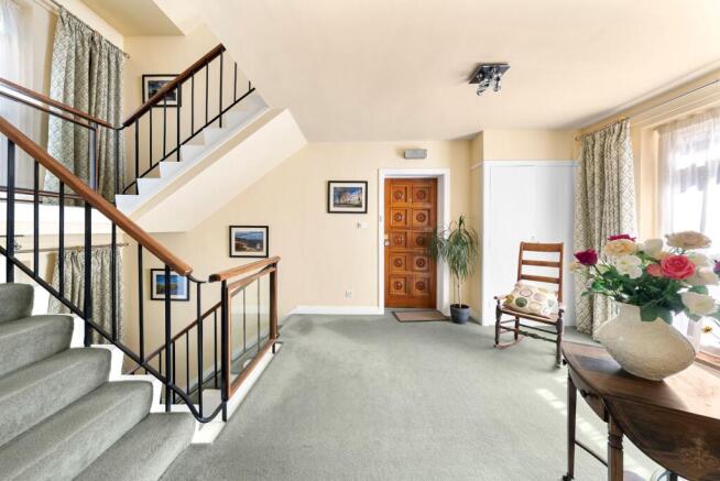2 bed Flat for sale Image 4