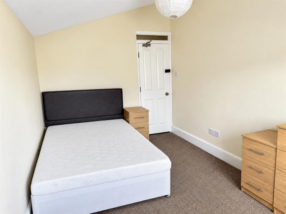BEDROOM.png