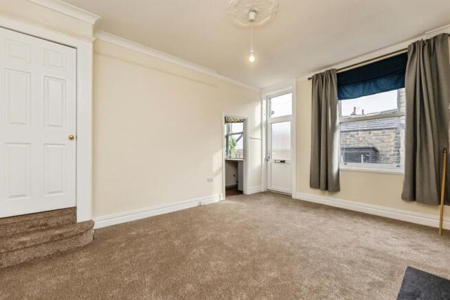 South Queen Street, Morley, Leeds photo 2
