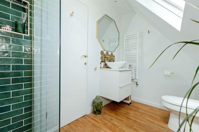 For Sale by Aspire Residential - Offington Lane