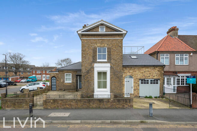 COMMONSIDE EAST, 17-42