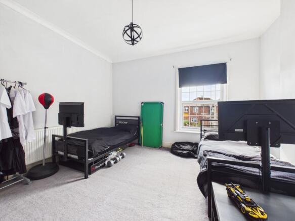 2 bed Terraced for sale Image 10