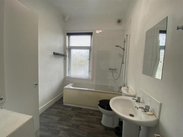 1 bed End of Terrace to rent Image 4