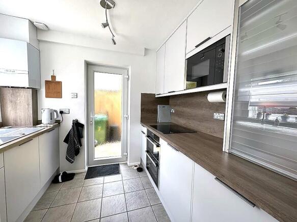 Photo 5