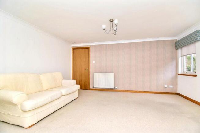 Lounge/Dining Angle 2