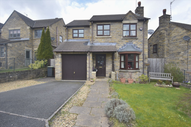 3-bed house on Randal Crescent, Whaley Bridge, SK23, £350,000