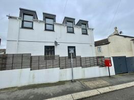 First Floor Flat, 32-35, Bosvigo Road, Truro TR1 3DD