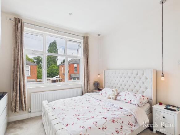 3 bed Semi-Detached for sale Image 8