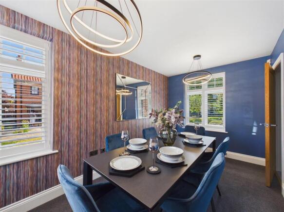 4 bed Detached for sale Image 11