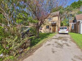 91, Rowans Lane, Bryncethin, Bridgend CF32 9LZ