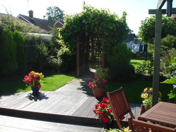Photo 8