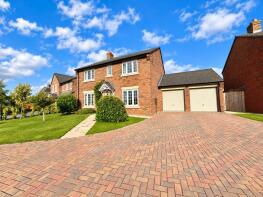 16, Evergreen Avenue, Middlesbrough TS9 5FQ