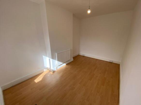 Mawddwy Avenue, Wrexham, LL11 - View 5