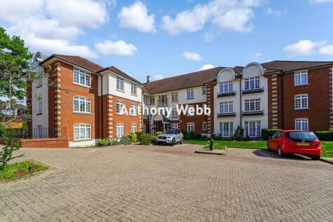 Everard Court, Crothall Close, N13