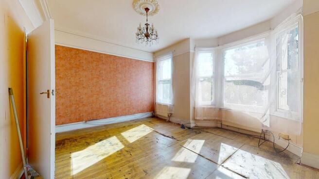 Flat B, 21 Meteor Street, Battersea, London, SW11 5NZ