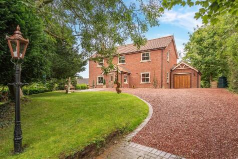 Woodland Lodge, Main Road, Hundleby, Spilsby