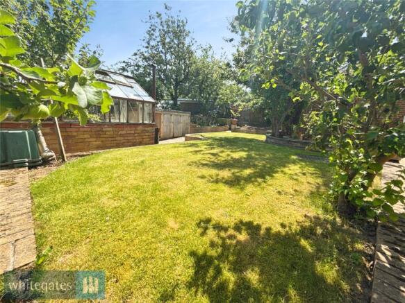 2 bed Bungalow for sale Image 11