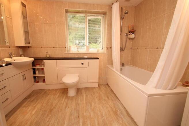 Luxury En Suite Bath