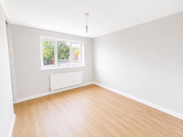2 bed Terraced for sale Image 6