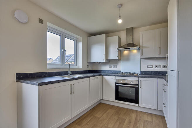 2 bed Semi-Detached for sale Image 6