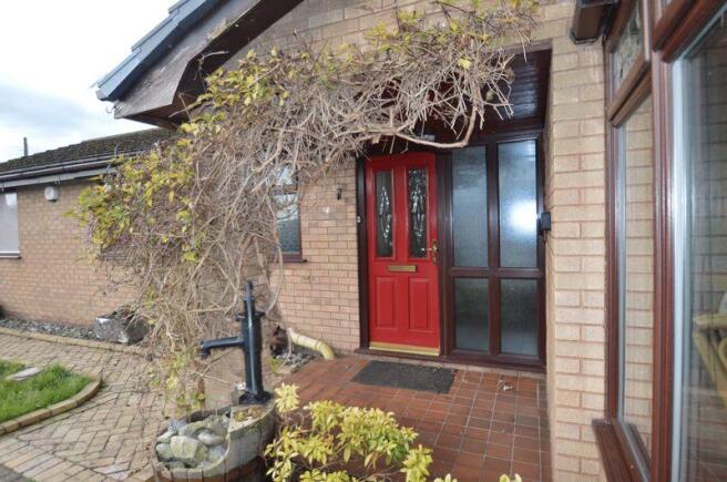 COVERED PORCH