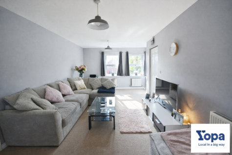 St. Johns Road, Arlesey, SG15