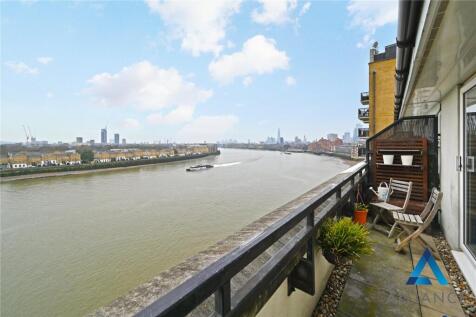 Narrow Street, London, E14