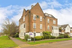 40, Winston Avenue, Kings Hill, West Malling ME19 4WT