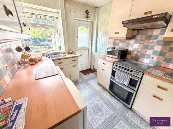 3 bed Semi-Detached for sale Image 9