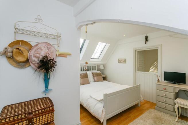 8314904-interior40-800.jpg