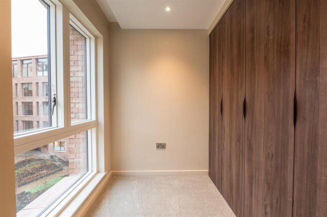 2 bed Apartment for sale Image 12