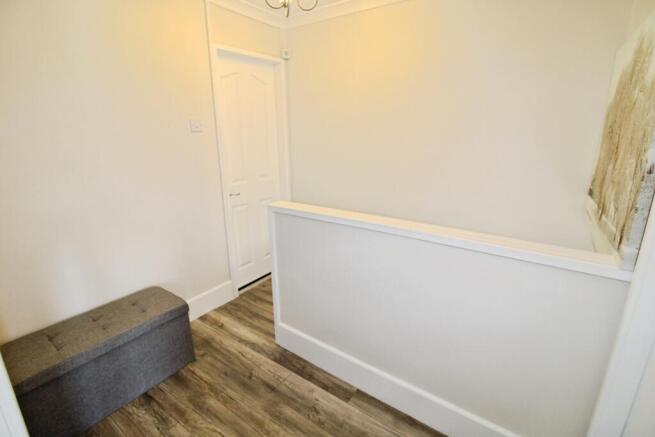3 bed Terraced for sale Image 10