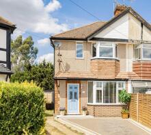 76, Evelyn Crescent, Sunbury-on-thames TW16 6LZ