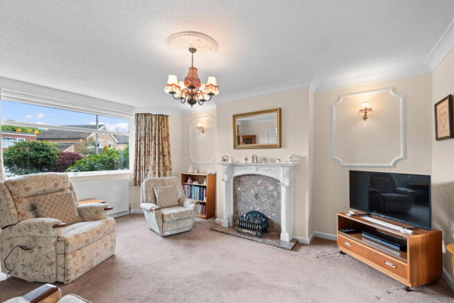 3 bed Semi-Detached for sale Image 4