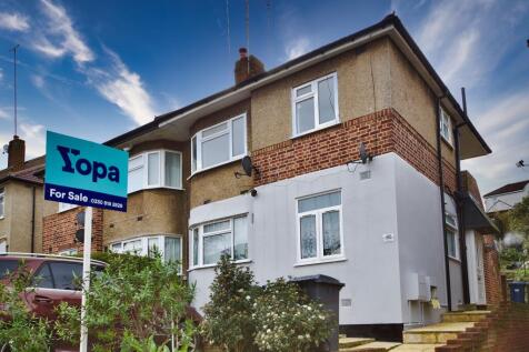 Avondale Avenue, Barnet, EN4