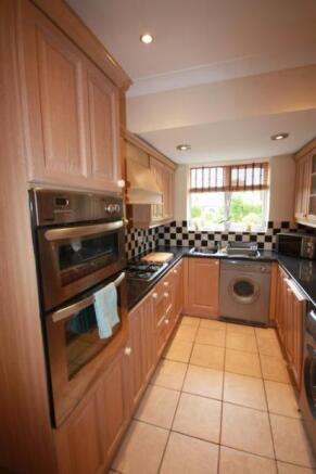 Kitchen Image 1