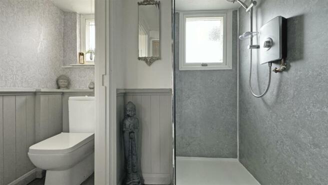 Shower Room 1.jpg