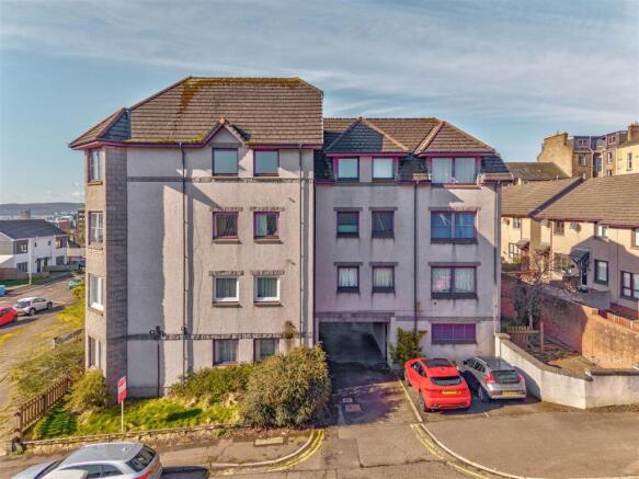 38F Rosebank Street Dundee-8.JPG