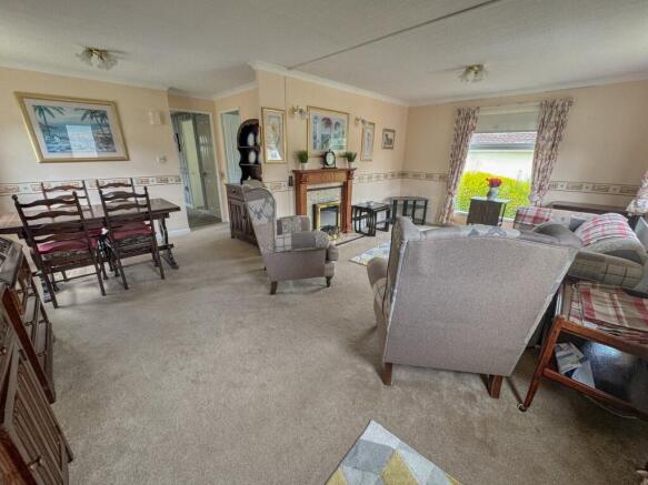 Brookside Park Home, Waterloo Road, Corfe Mullen, BH21 photo 4