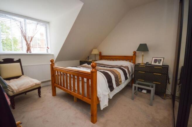 4 bed Terraced for sale Image 11