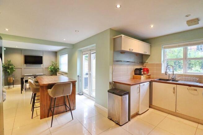 Kitchen Diner