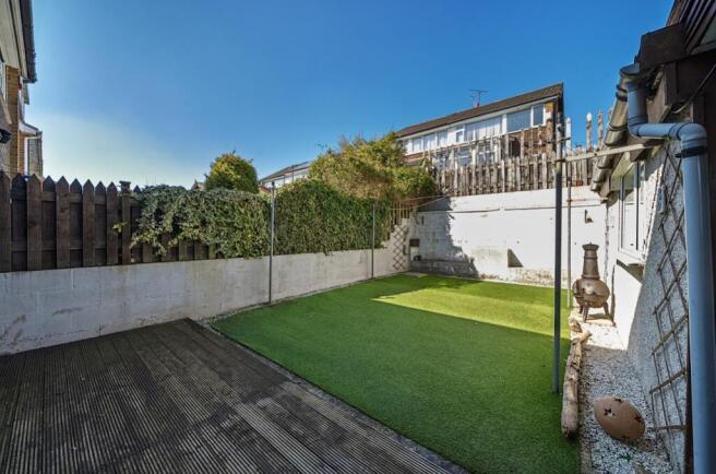 EweMove Harrogate Garden2