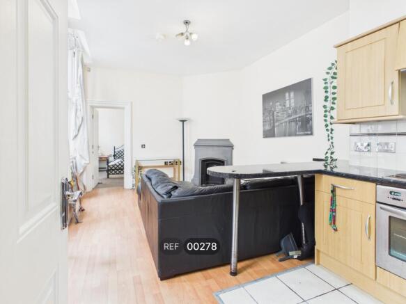 Kitchen/Living area