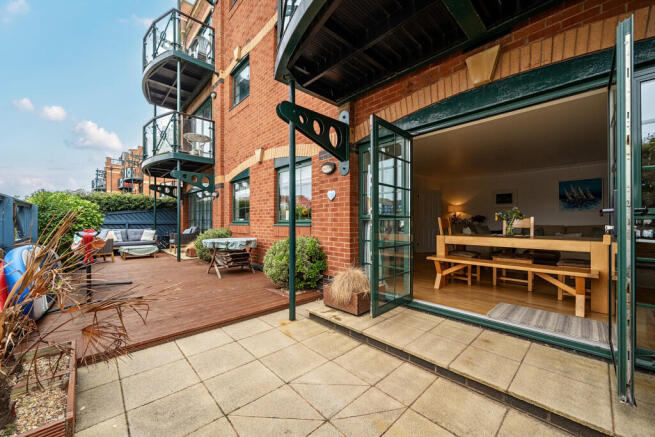 Courtyard Garden
