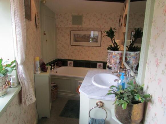 Photo 11