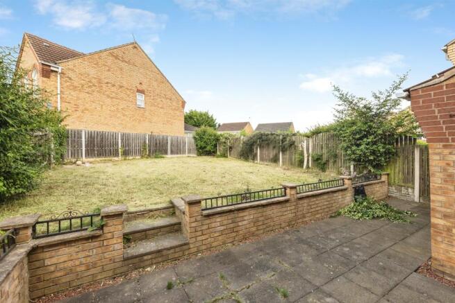 4 bed Detached for sale Image 4