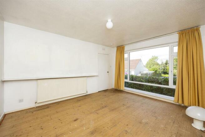50_LAXTON_DRIVE_LENZIE_006.JPG