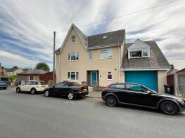 60, Summerhill Avenue, Newport NP19 8FP